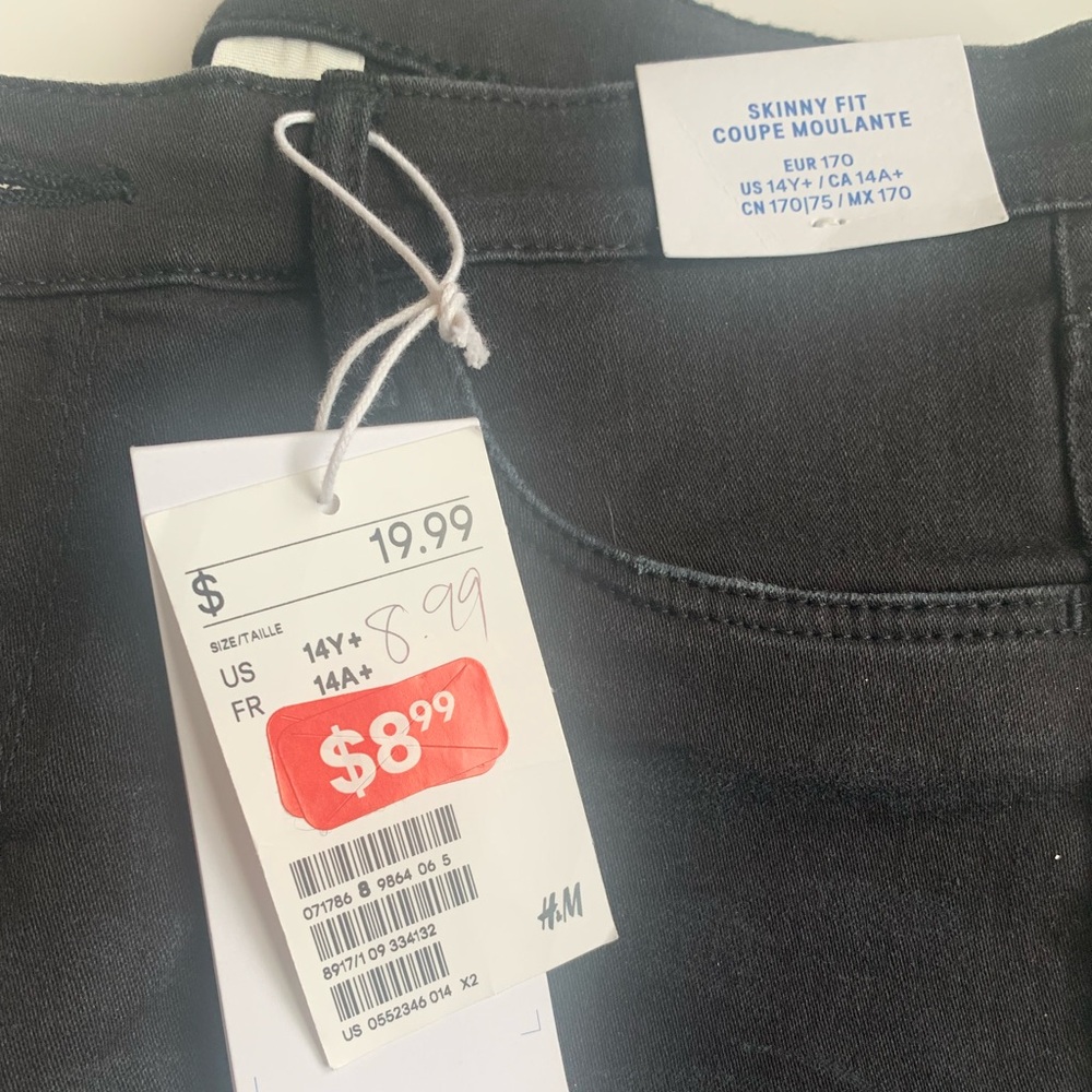 Black skinny jeans